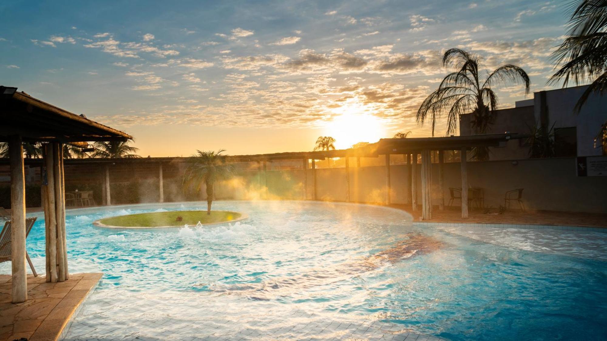 Grandes Lagos Resorts e Parque Aquático Santa Clara d'Oeste Esterno foto