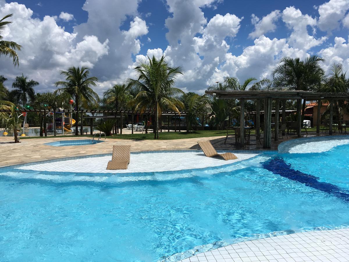 Grandes Lagos Resorts e Parque Aquático Santa Clara d'Oeste Esterno foto