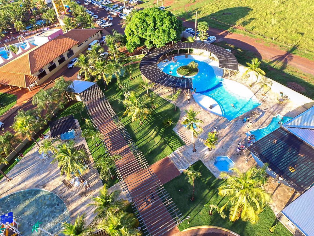 Grandes Lagos Resorts e Parque Aquático Santa Clara d'Oeste Esterno foto