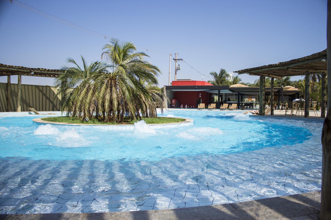 Grandes Lagos Resorts e Parque Aquático Santa Clara d'Oeste Esterno foto